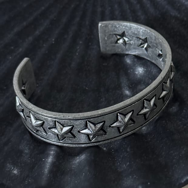 Star Bangle Bracelet
