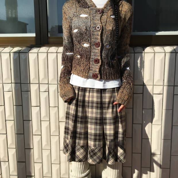 Punching knit hood cardigan