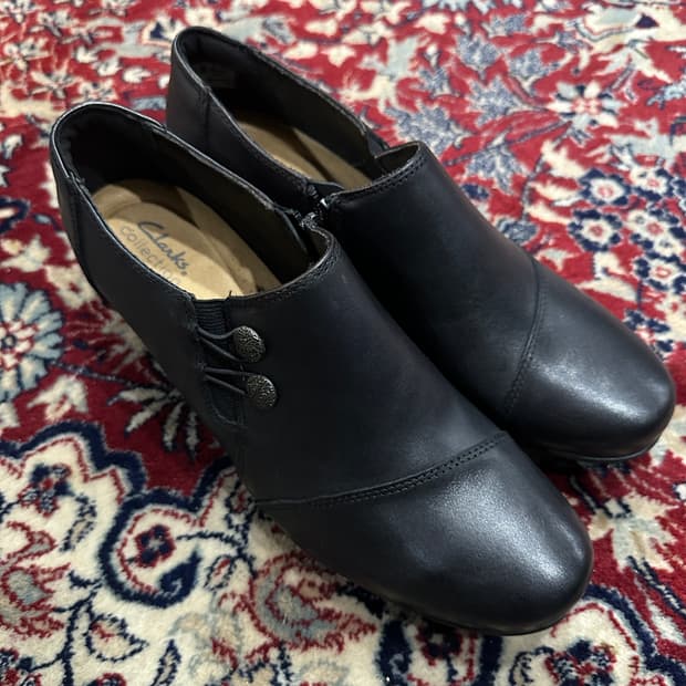 클락스 앵클부츠260사이즈