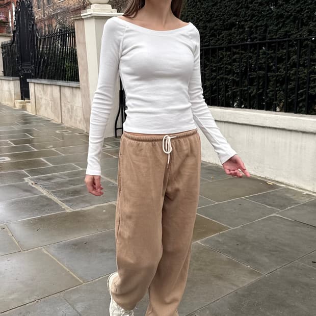 브랜디멜빌 오픈숄더 탑