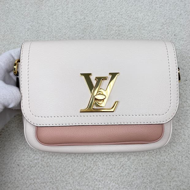 루이비통 크로스백 락미텐더 