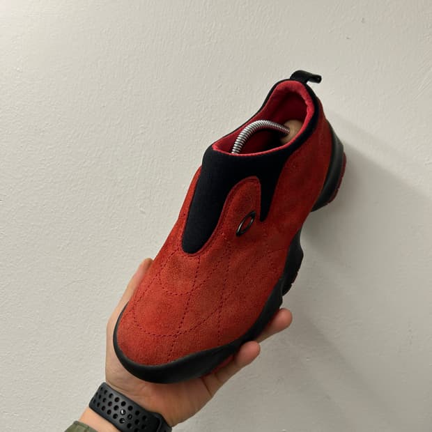 오클리 플래쉬 레드 슬립온 250