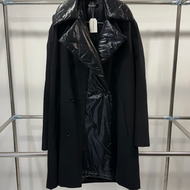 RAF SIMONS — FW06/07 Oversized Polyamide