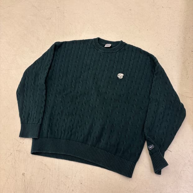 이벳필드 케이블 그린 니트