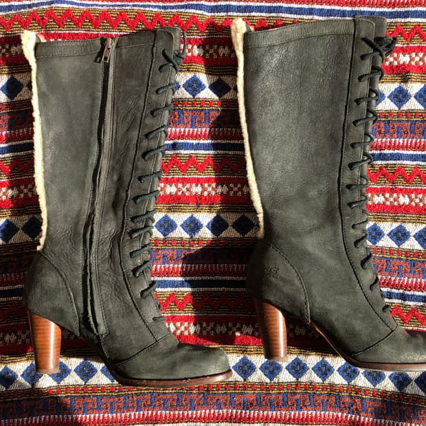 어그 블랙 레이스업 롱 부츠 230