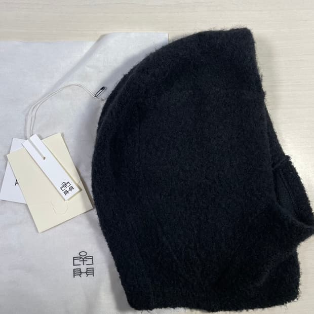 폴리테루 바라클라바 풀구성