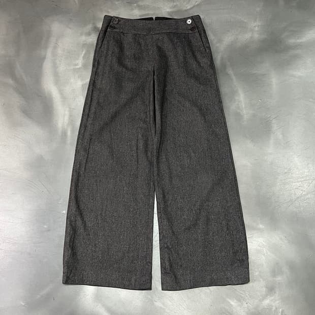  마가렛호웰 그레이 버튼 슬랙스 y15843