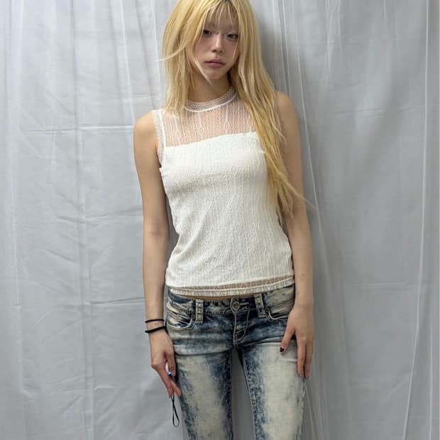 [Vintage] White Lace Shimmer Vest