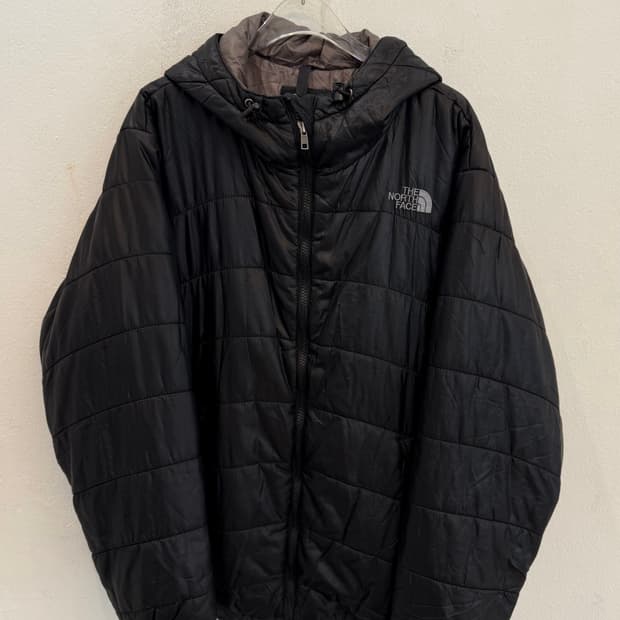 The North Face hood padding plack 
