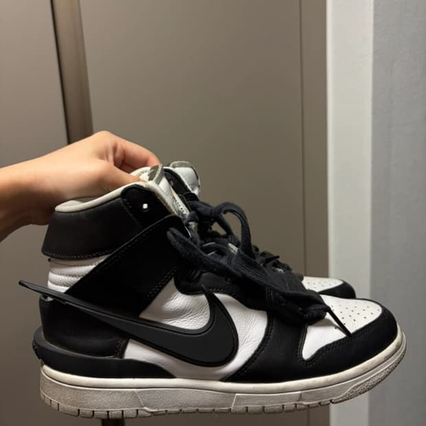 나이키 앰부쉬 (공홈 당첨) 240