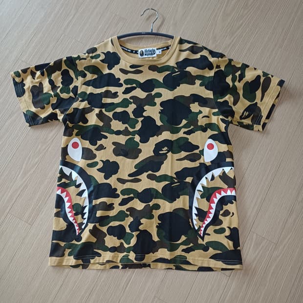 베이프 황계 반팔 판매합니다