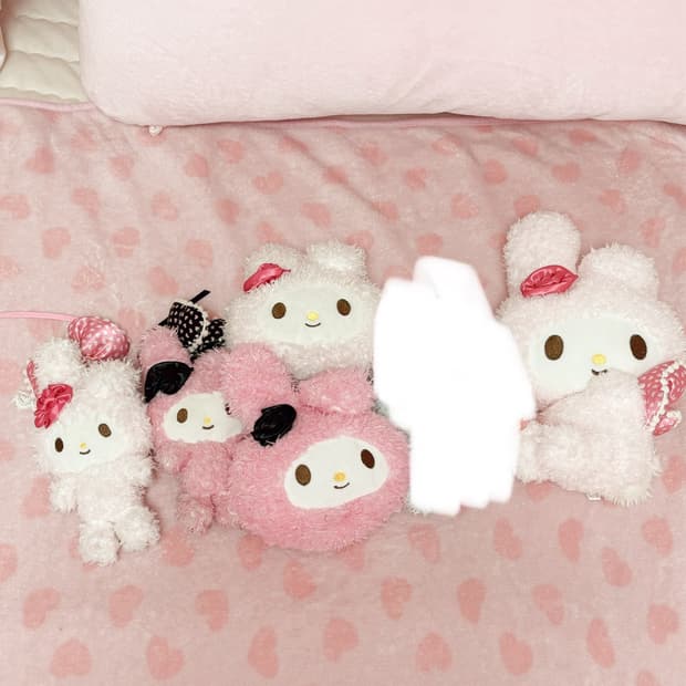 마이멜로디 로즈보아 쿠션  키링 방꾸템 히메갸루 라떼갸루