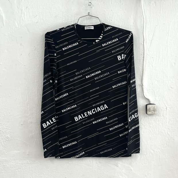 발렌시아가 2019SS 멀티로고 실루엣 롱슬리브