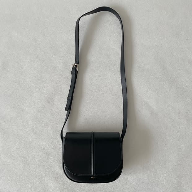 아페쎄(A.P.C) 레더 크로스백