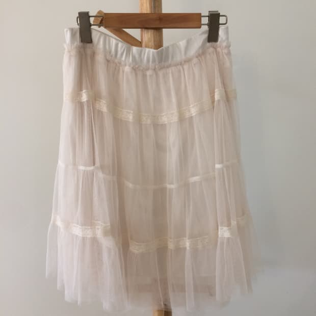 크림색상 캉캉 밴딩 샤스커트