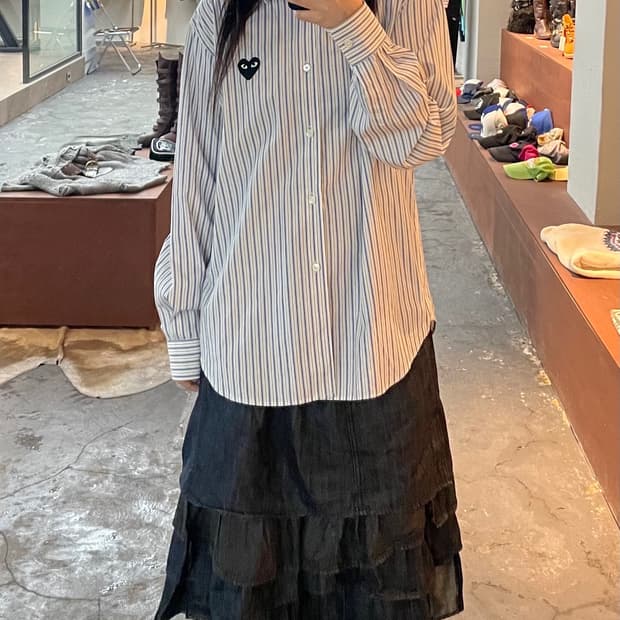 꼼데가르송 플레이 블랙 하트 와펜 스트라이프 셔츠 H636