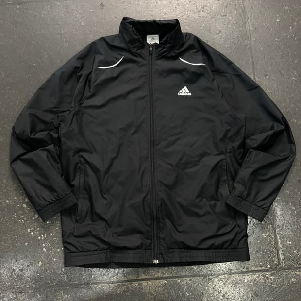 105 아디다스 바람막이 