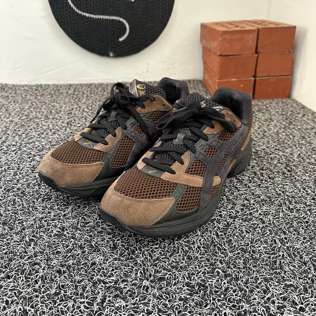 아식스 젤 1130 SMU 다크 브라운 285mm