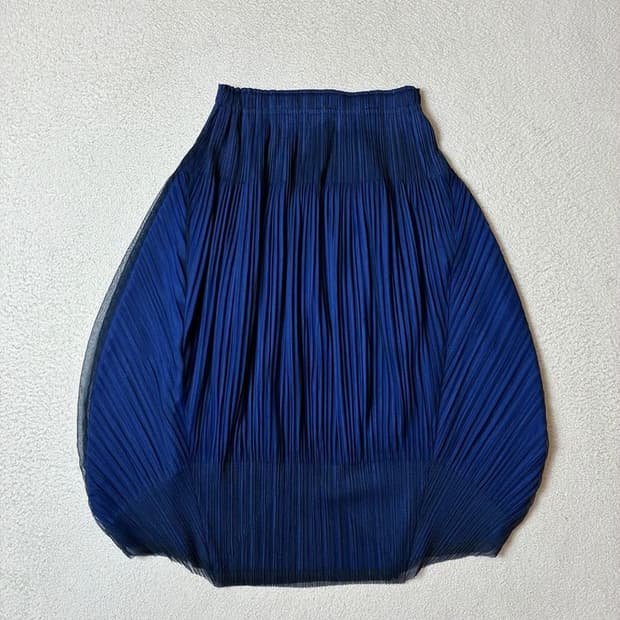 이세이미야케 11ss 벌룬 트랜스포메이션 스커트 PN8027