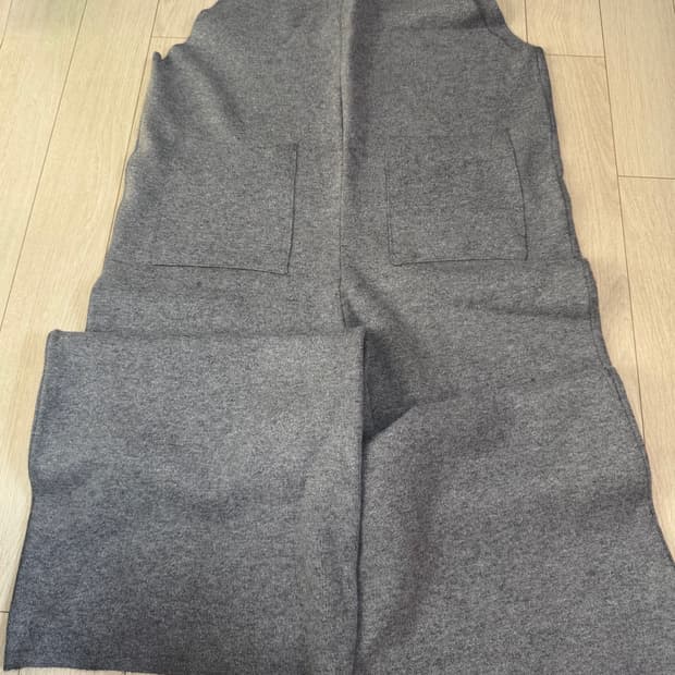 자라 니트 오버롤