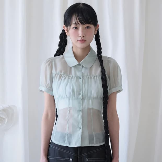 미레코 SHIRRING SHEER BLOUSE PISTACHIO