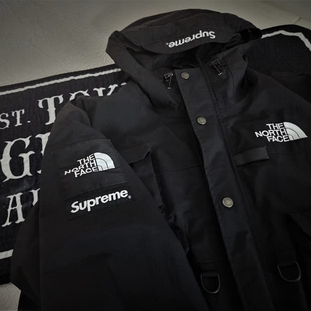 20SS 슈프림 x 노스페이스 카고 자켓 블랙 L 팝니다.