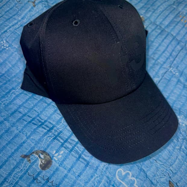 Y-3 볼캡 완전 새제품