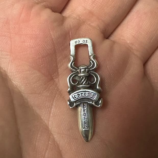 크롬하츠 대거 (지퍼 부속)