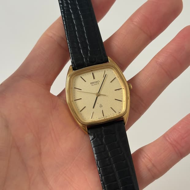 1970s Chariot Gold Hexagon Quartz