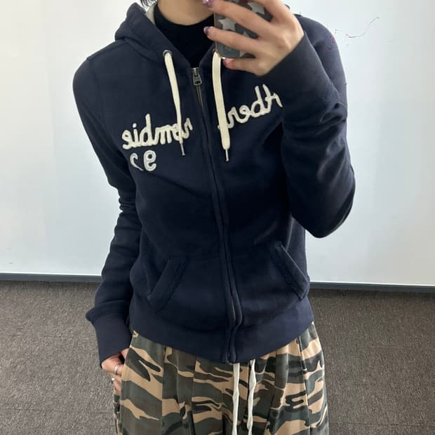Abercrombie 아베크롬비 레터링로고 네이비 후드집업