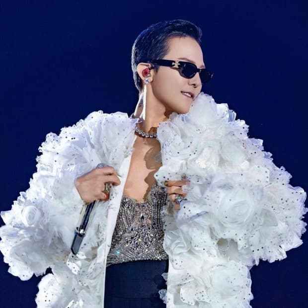 커틀러앤그로스 더그레이트프로그 선글라스 지드래곤 착용