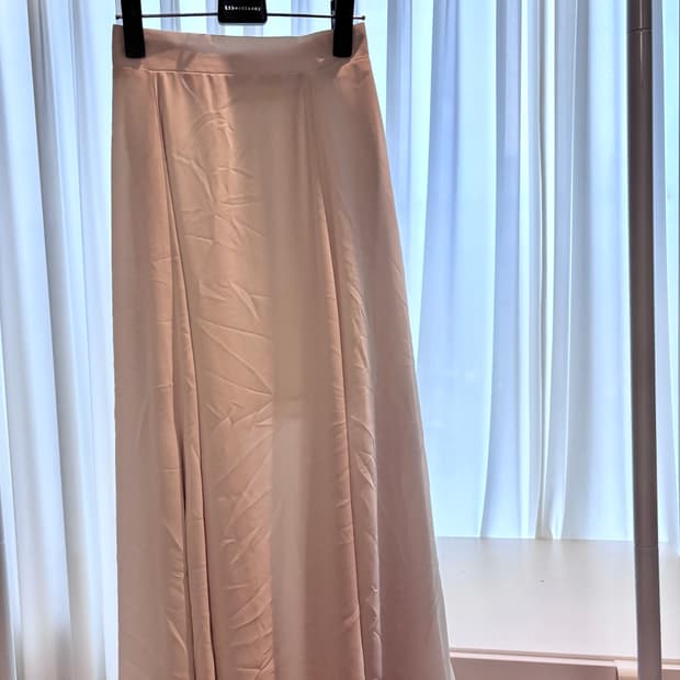 아이보리 롱스커트