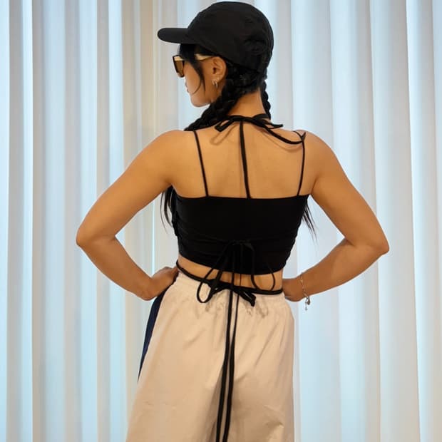아디다스 스트랩 크롭탑