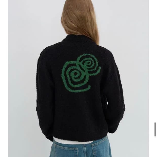 엔조블루스 부클 니트집업 블랙