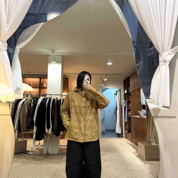 버버리 블루라벨 노바 체크 후드 자켓