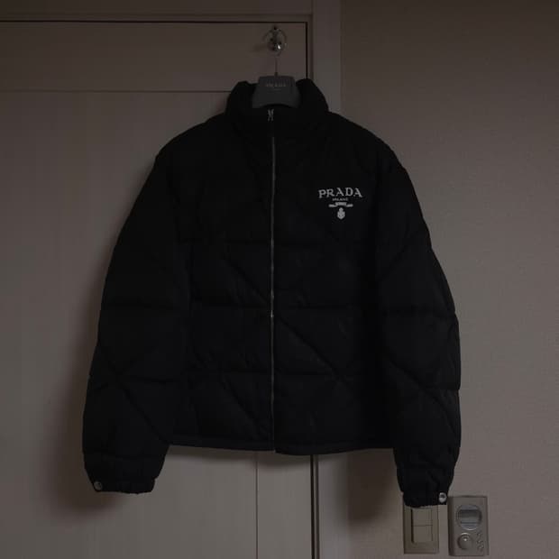 [L] 프라다 리나일론 퀄팅 패딩 블랙(SGB803)