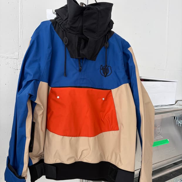 로에베 아노락 점퍼 