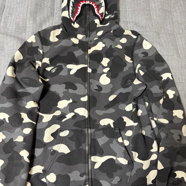 [급처] 야광 베이프 후드집업 흑계 s