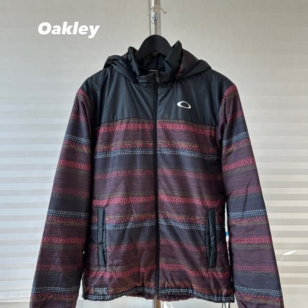 오클리 16FW 에스닉 패딩