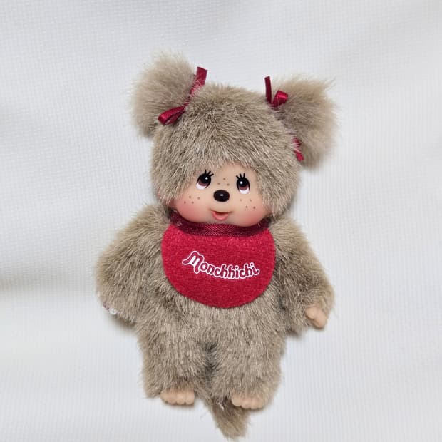 몬치치 베이지 양갈래 트윈 키링