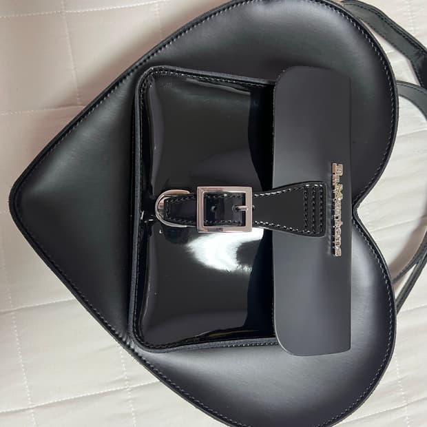 닥터마틴 하트백 크로스백 백팩