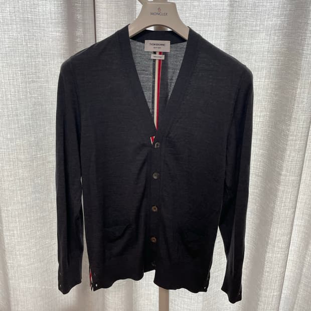 [S급] 톰브라운 백삼선 메리노울 가디건