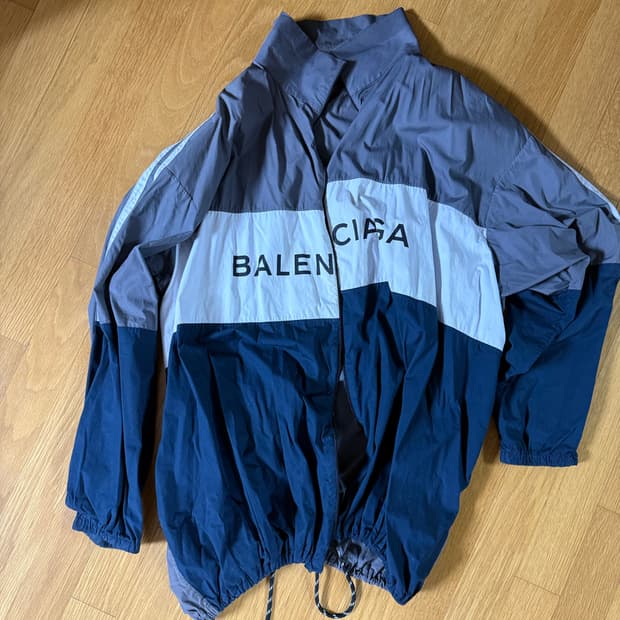 발렌시아가 포플린 자켓 43