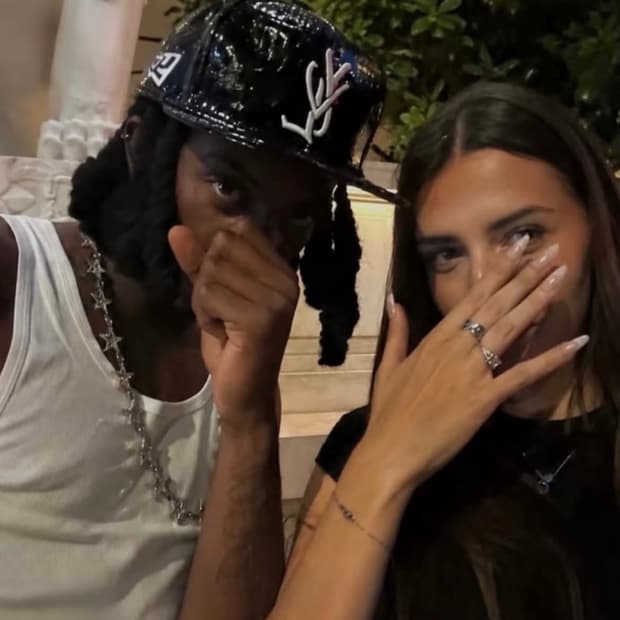 Playboi carti YVL 악어가죽 뉴에라 블랙