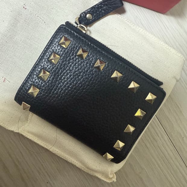 발렌티노 반지갑