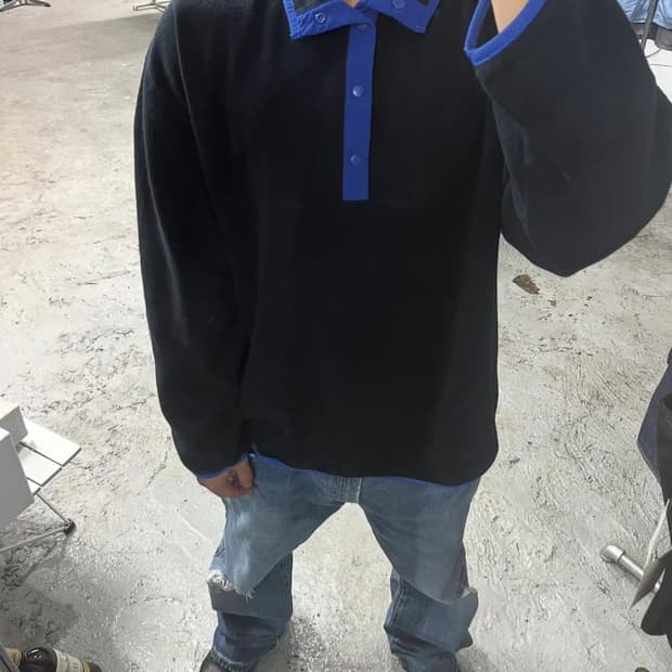 GU fleece pullover