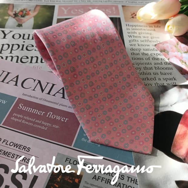 살바토레 페라가모 실크 핑크 넥타이 9cm A등급 A18847
