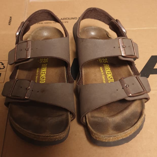 버켄스탁 샌들 모카 (225)