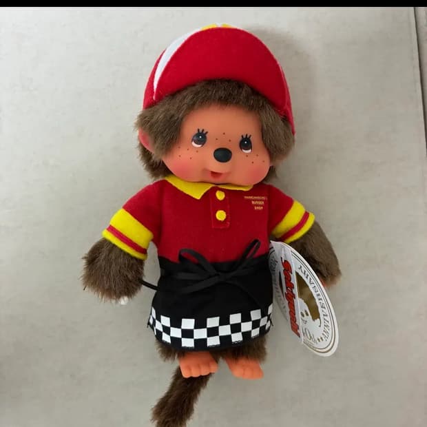 몬치치 버거집 직원 인형