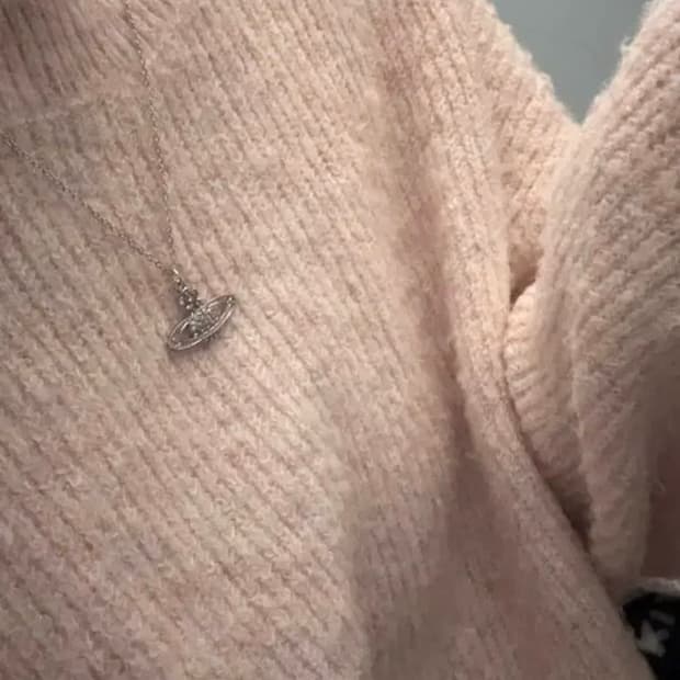 비비안웨스트우드 목걸이